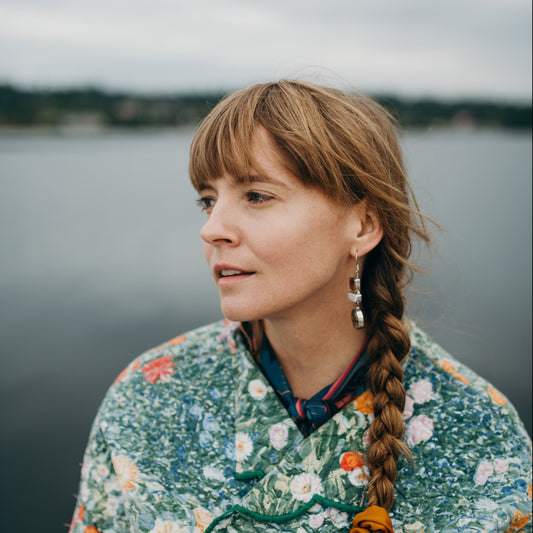 Intuition and Accessing the Well: Songwriting with Courtney Marie Andrews (December '21)